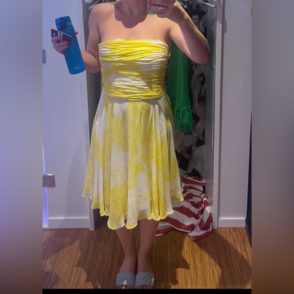 Banana Republic Flowy Dress - Picture 4 of 4